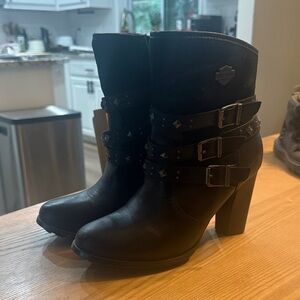 Harley-Davidson Black Heeled Boots with Buckle Detail